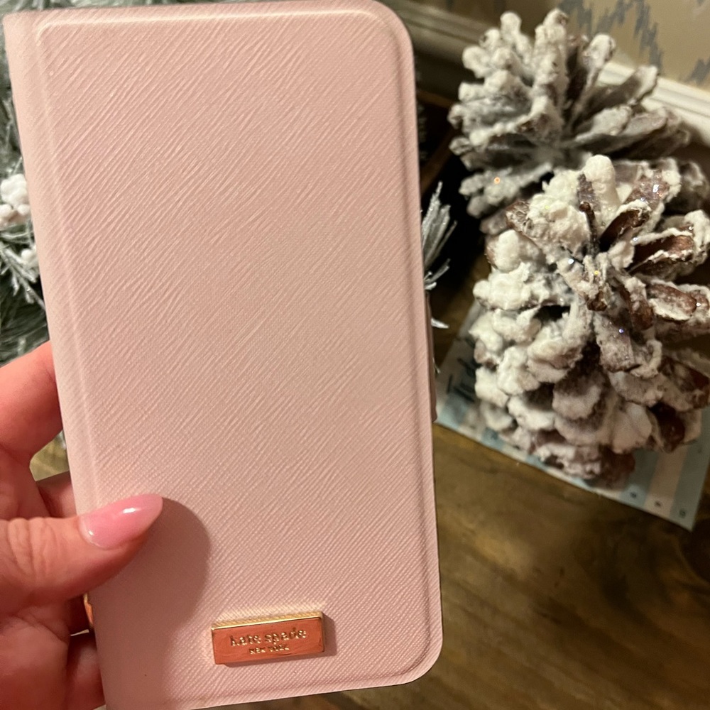 Kate spade iPhone 8 Plus case light pink